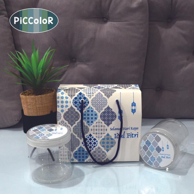

Hampers Gable Box Lebaran / Kotak Hampers Idul Fitri / Putih (18,5X10X11 Cm) Stok Terbatas