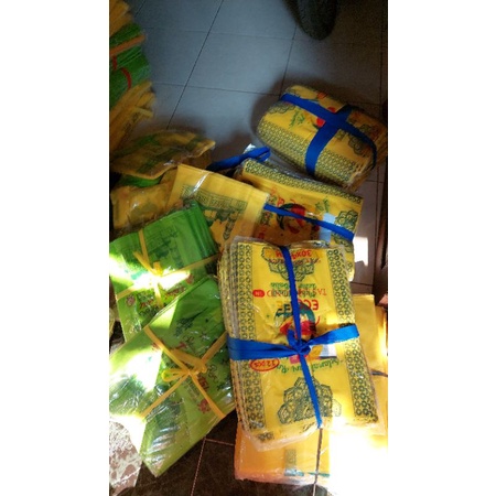 

tas lebaran 30x40x8 goodiebag murah