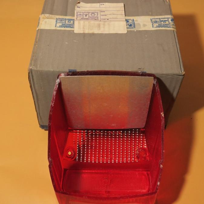 Mika Stoplamp Triom Vespa Pts Original Nos