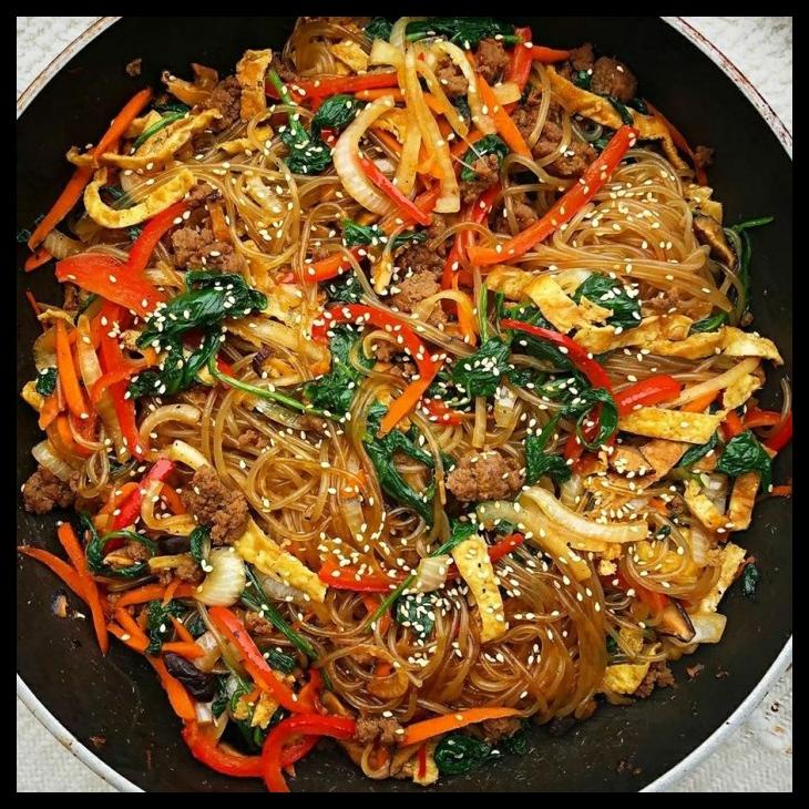 

POTATO GLASS NOODLE 400G BIHUN KENTANG KOREA GREEN JADE KODE 1448