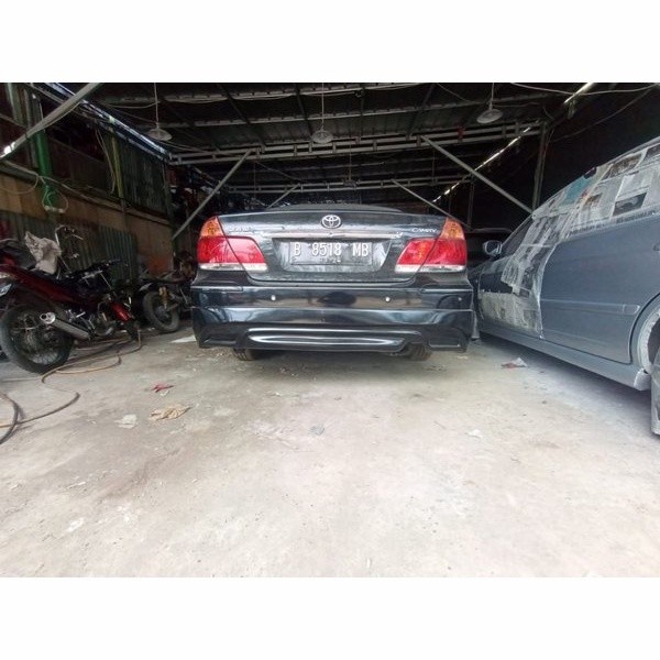 bodykit camry 2004 bumper belakang 2 set dan sidkirt1 pasnag