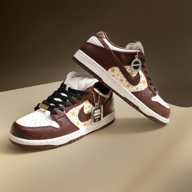 Dunk Low SB Sup. Barkroot Brown