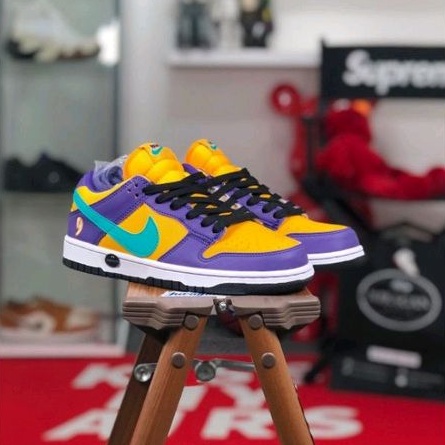 Nike Dunk Low LX &quot;Lisa Leslie&quot;