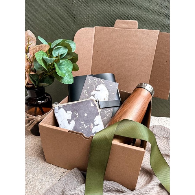 

OAK 2022 Christmas Gift & Hampers /Natal New Year/ by Tree & Toro