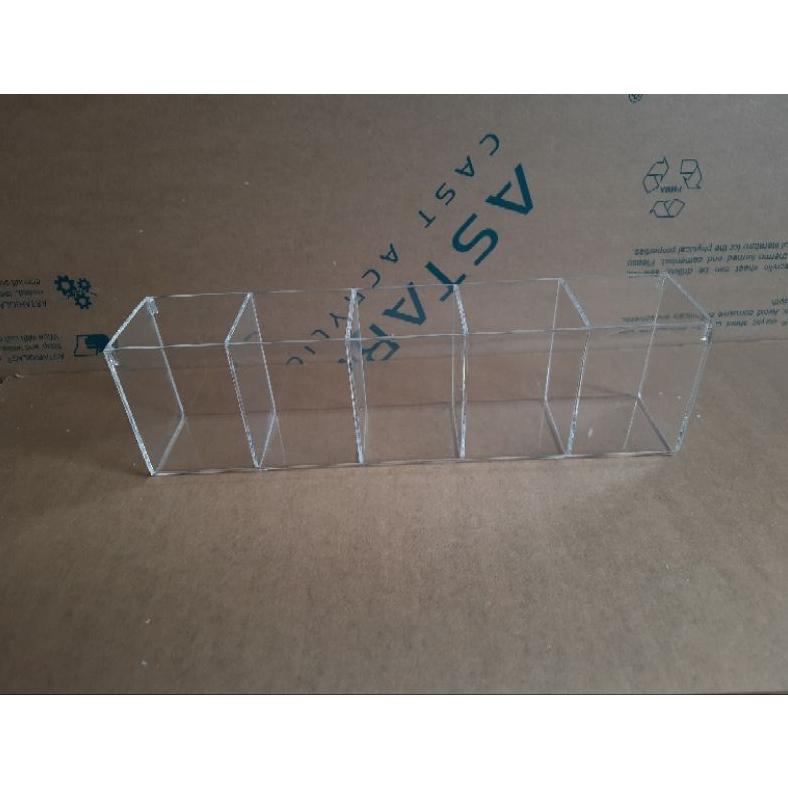 

Best - display acrylic tempat pulpen ..