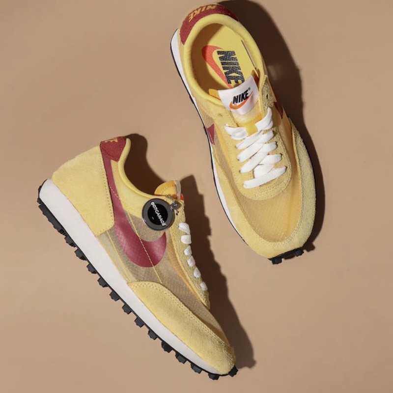 Daybreak Topaz Gold Cedar