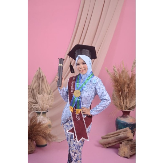 Background Polos Pink