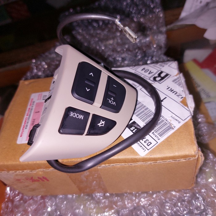 RUSN Tombol audio stir Ertiga Beige original