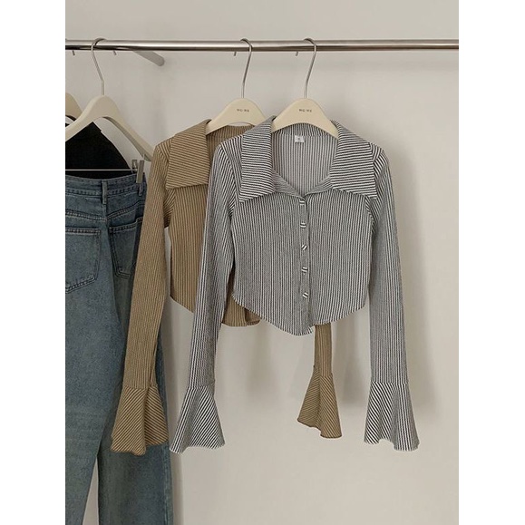 Red Manis Gadis Panas Bergaris Kemeja Wanita 2023 Baru Keinginan Murni Angin Pinggang Pendek Lengan Terompet Memakai Tipis Perlindungan Matahari