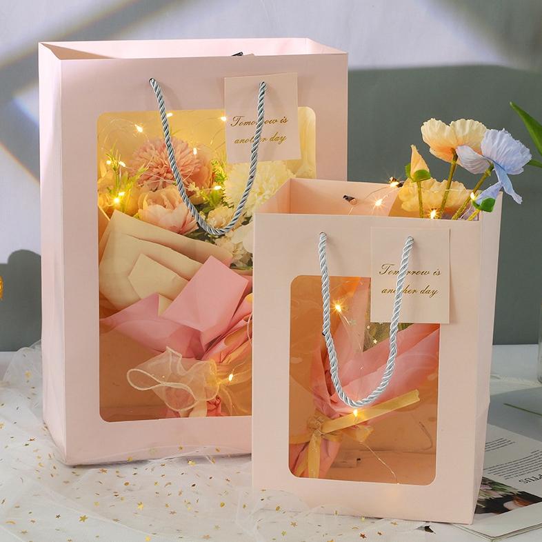 

Ins Transparent Gift Bags Creative Handle Hand Bag Window Gift Wrapping Bag Rope Festival Wedding Paperbag