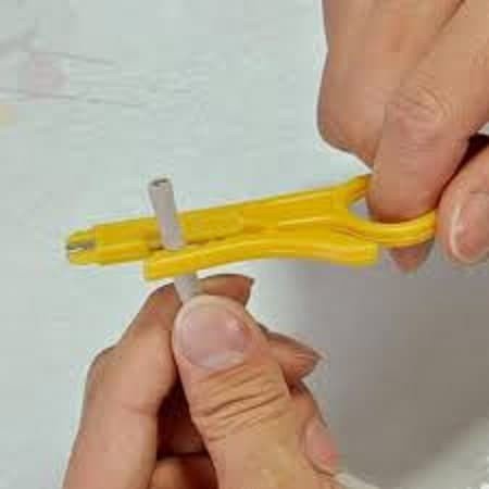 

PISAU PENGULIT KABEL INTERNET KUNING