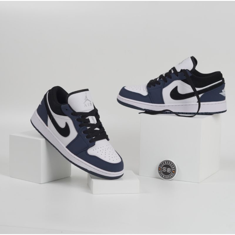 Sepatu Nike Air Jordan 1 Low Dark Navy White