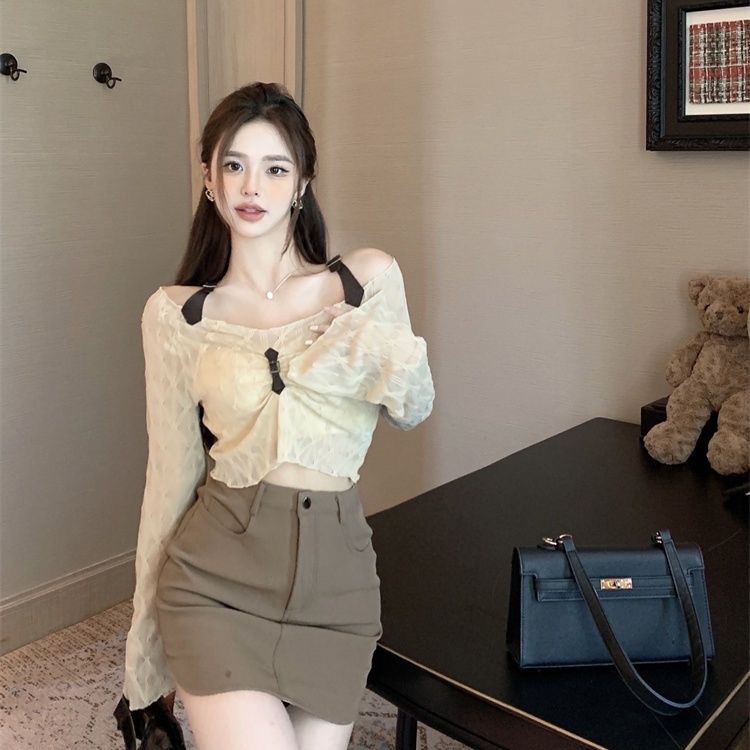 Red LRUPPG one-shoulder babes wear wanita musim panas pendek slim-fit t-shirt lengan panjang strapless strapless bottoming shirt top