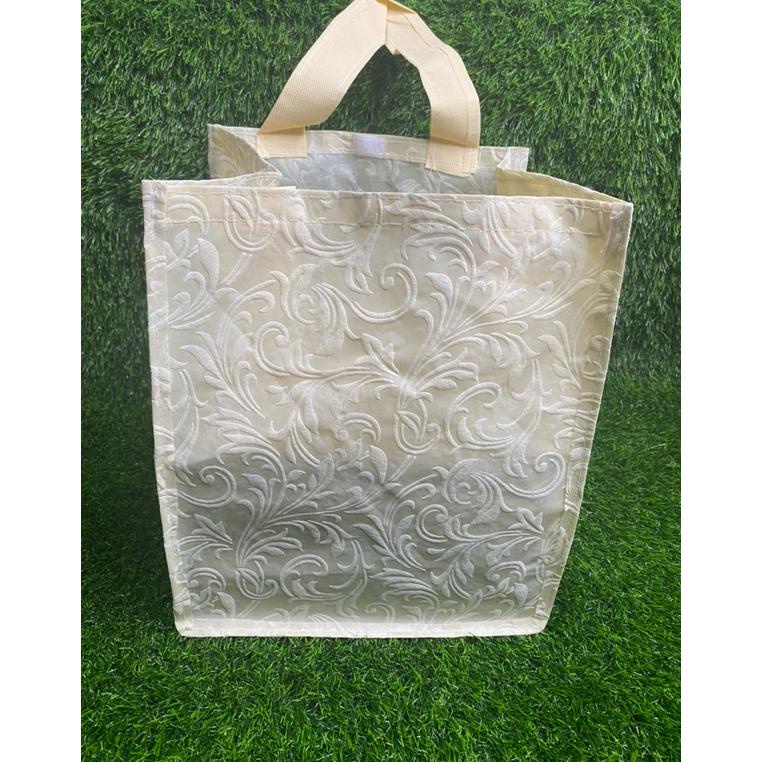 

Trending Harga Lusin Isi 12 Biji-Tas Hajatan Embos Box Nasi Tebal 70 Gsm Asli Bertekstur Timbul > Premium 22X22X30 Pxlxt