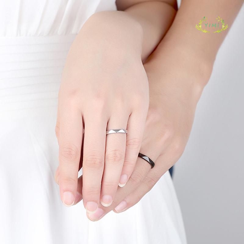 【antop】Cincin Sederhana Tidak Terpisah Hitam Putih Pria Wanita Cincin Perak Berlapis Cincin Pasangan