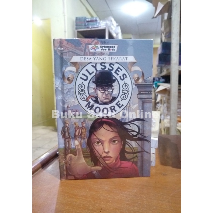 Must Have Sale - Ulysses Moore - Desa Yang Sekarat / Erlangga Tbk Terlaris