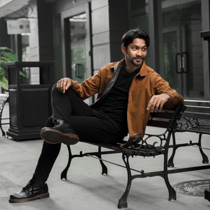 BROODIS Jaket Harrington Brown Lookbook | Outerwear Jacket Pria