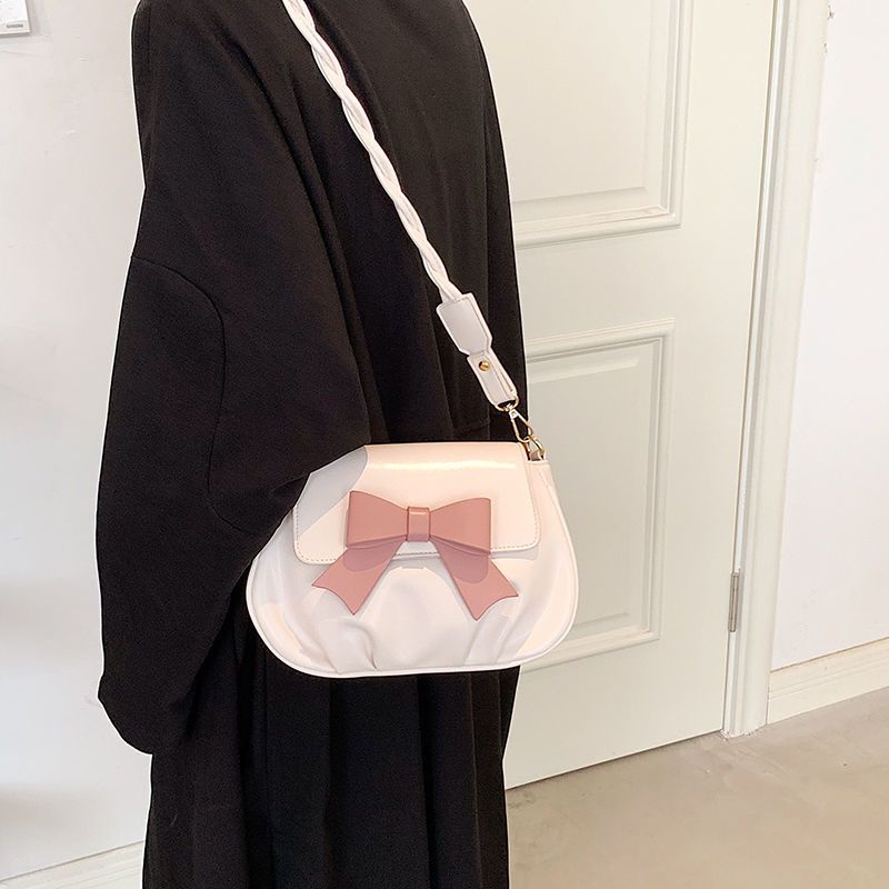 ♘►☍Sera  Tas High-End Wanita Musim Semi 2022 Baru Siswa All-Match Versi Korea dari Fairy One-Shoulder Messenger Lipat Cloud Bag