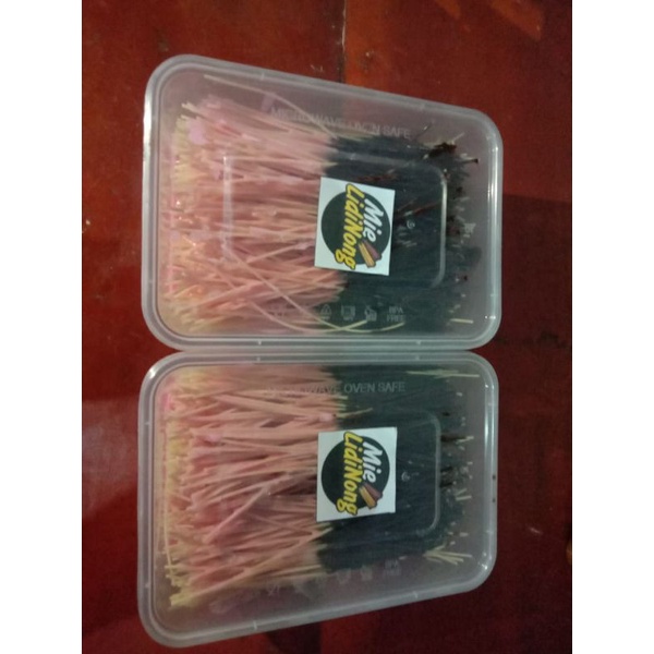 

mie lidinong spesial glaze coklat mix strawberry