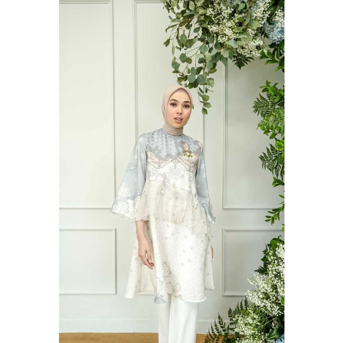 Klamby - Malya Tunic with Embellishment Muara
