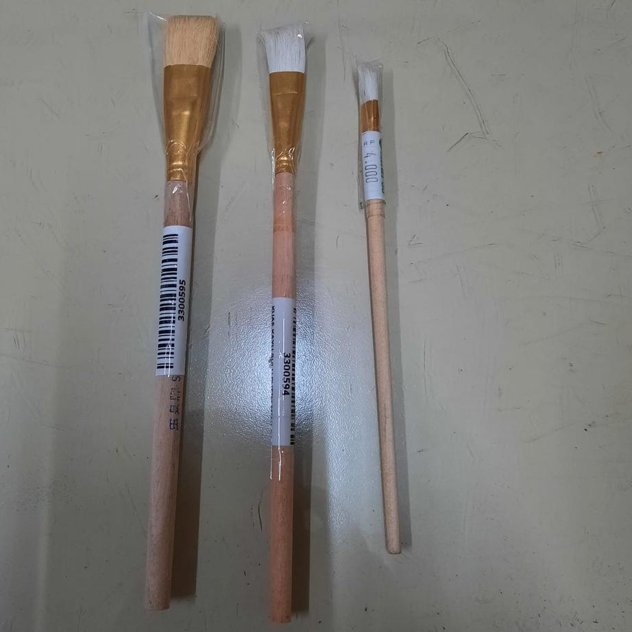 

Limited | KF7 | Kuas Kayu