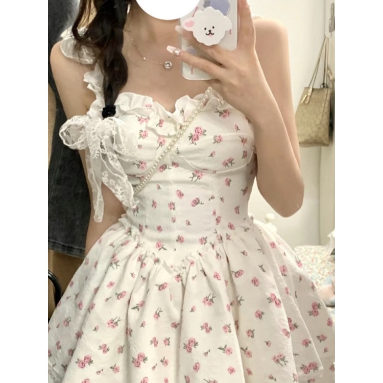 Red dreesPerancis temperamen suspender kecil gaun rok tutu musim panas wanita rok bunga ceruk rasa desain rok pendek