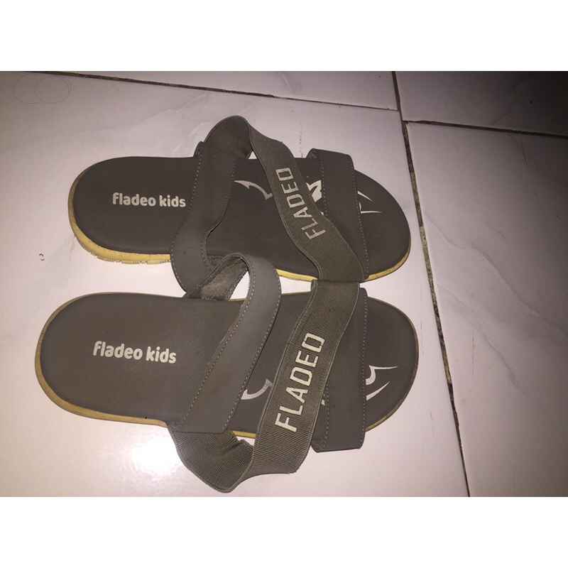 sandal fladeo anak laki