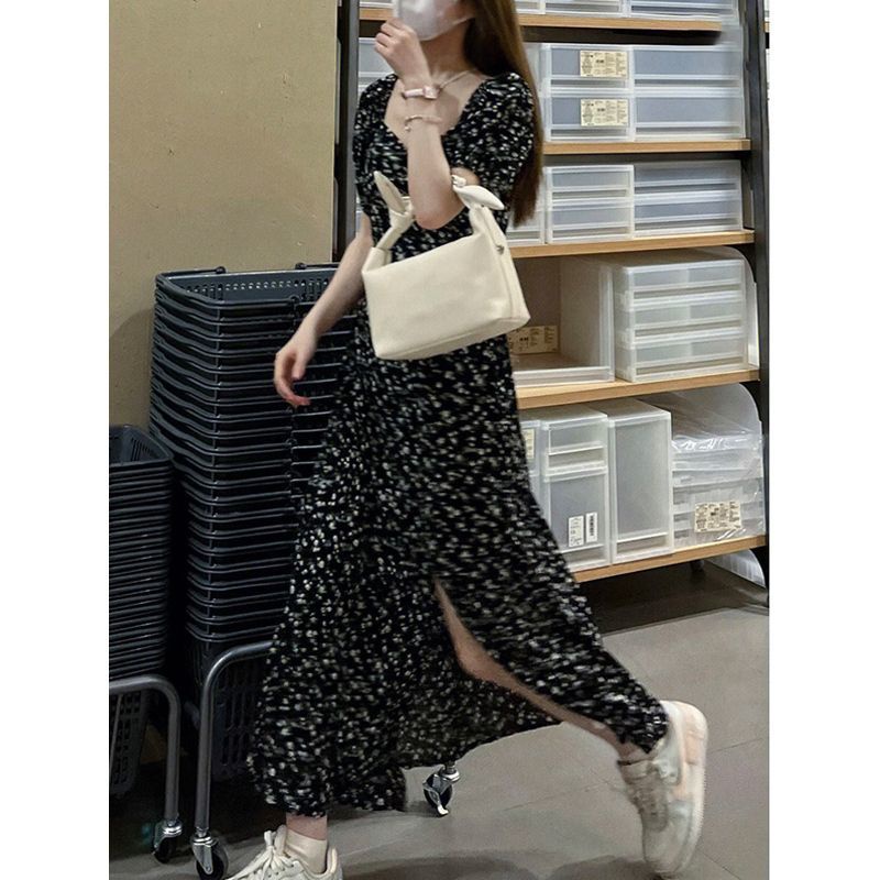 dress floral korea Gaun Bunga Perancis Wanita Rok Panjang Belah Hitam Istirahat Teh