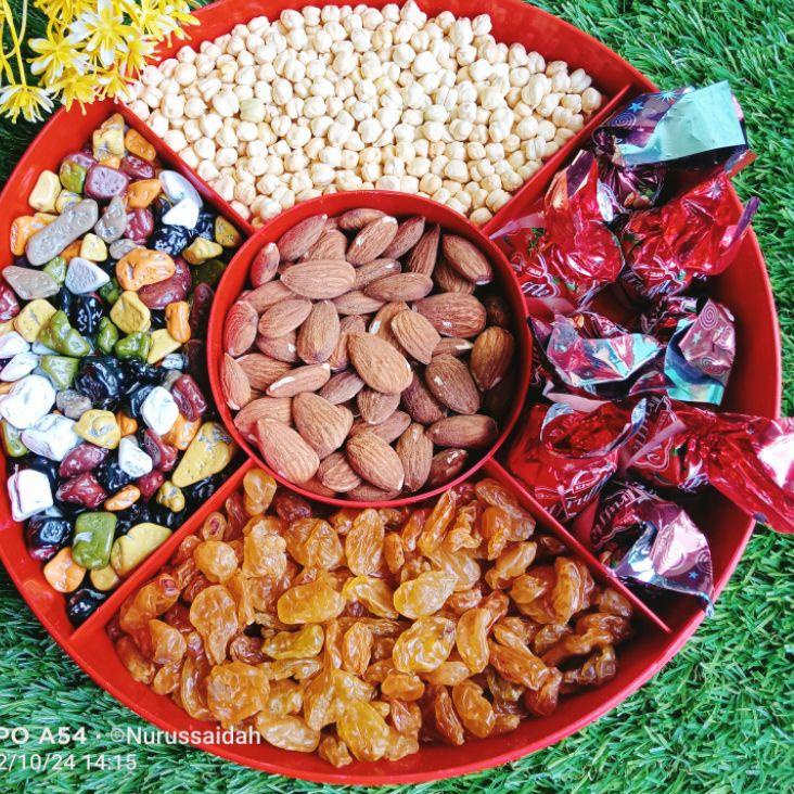 

Terbaik paket hampers oleh oleh haji dan umroh premium sekat 5 serbuuu !