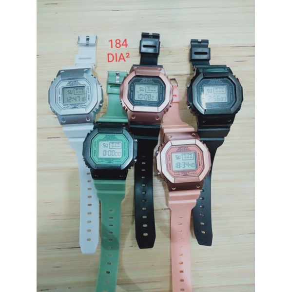 Jam Tangan Wanita Fashion Rubber Digital Segi Kode 184