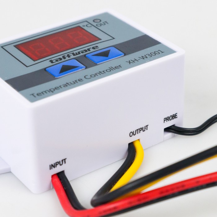 Digital Temperature Control Thermostat Microcomputer 12V - XH-W3001