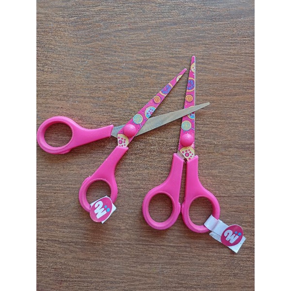 

Gunting WIGGLE original Scissor 5,5" Gunting kertas pink