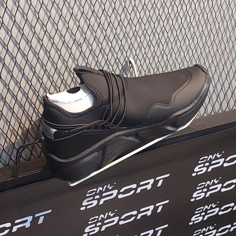 Sepatu Lari 910 Nineten Ryu 1.5 Original