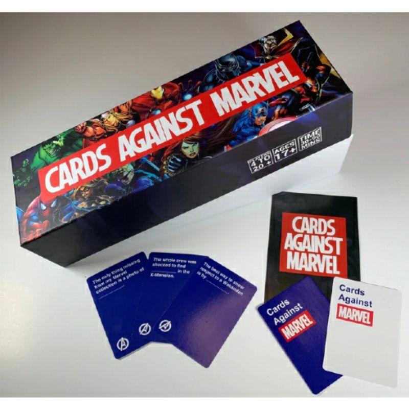 CARDS AGAINST MARVEL - BOARD GAME