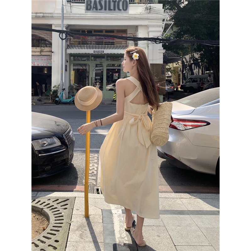 ●♤dress summer beach strappy design halterneck skirt female summer French waist thin dress A-line mid-length skirt