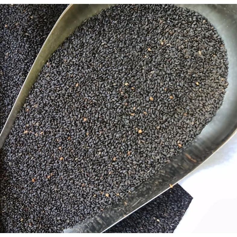 

Biji Selasih 1kg Kualitas Bagus - Basil Seed Best Seller