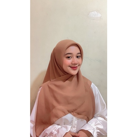Segiempat Bella Squer|| Hijab segiempat bella squer 110x110