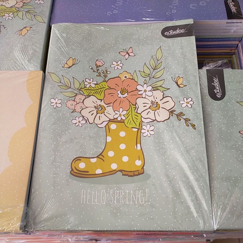 

Buku Tulis Estudee B5 Fancy 48 Lembar (10 buku)