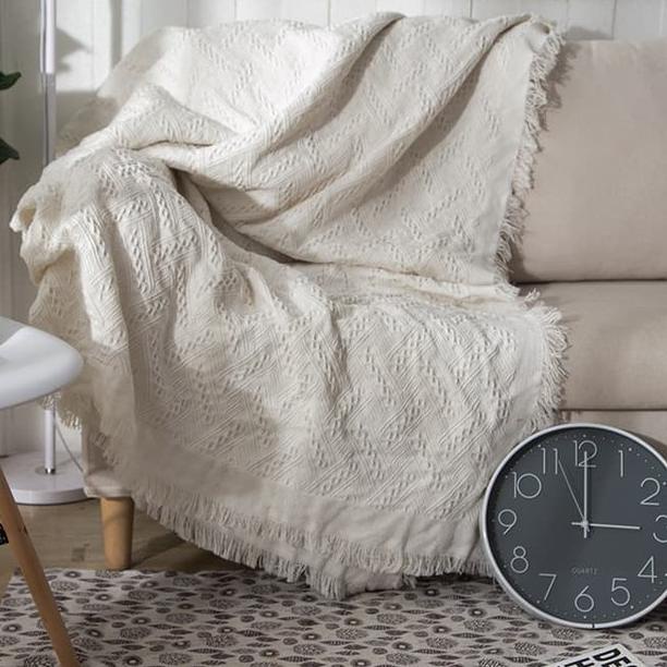 Nordic Blanket / Selimut Sofa