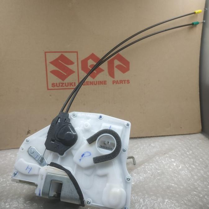82201M83K64 Latch Assy Front Door RH Suzuki Splash Tahun 2010/2015 separe part suzuki termurah