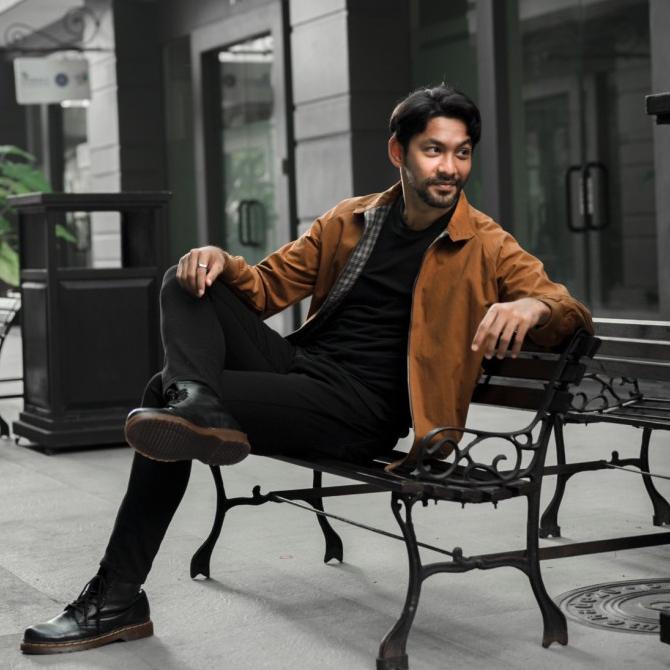 BROODIS Jaket Harrington Brown Lookbook | Outerwear Jacket Pria