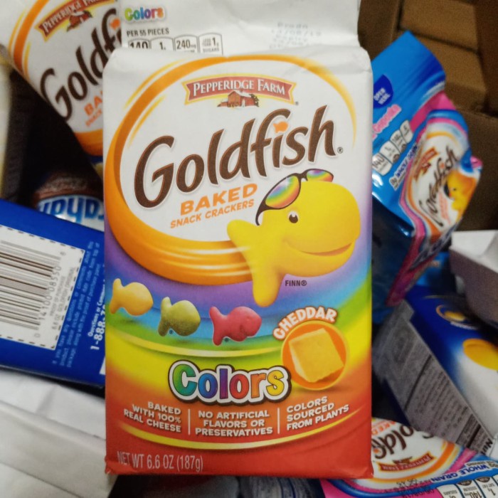 

Pepperidge Farm Goldfish Colors Cheddar Biscuit