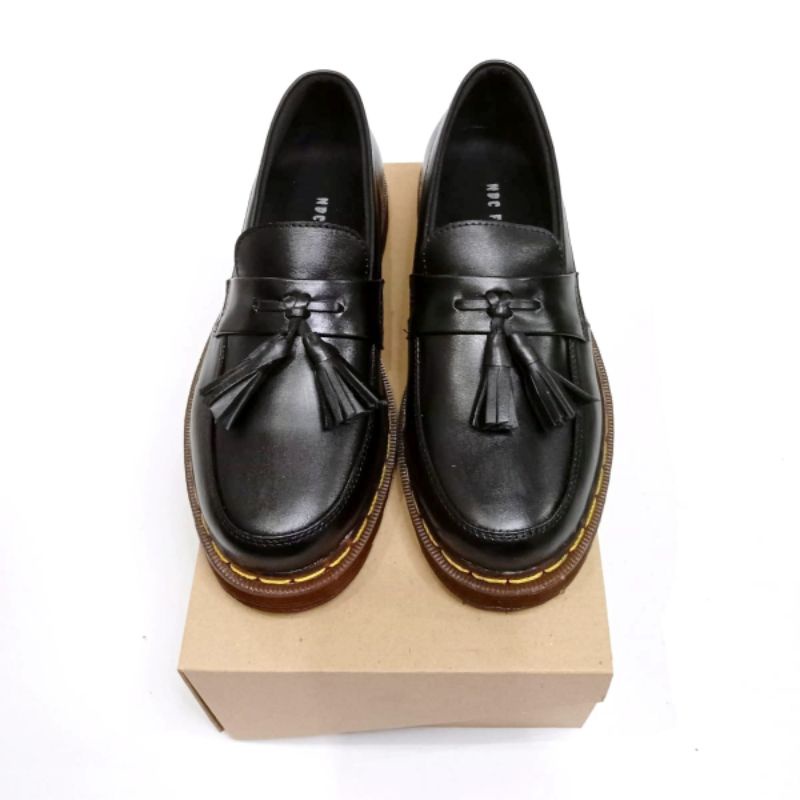 Sepatu dockmart HARGA PROMO!!! kulit sapi asli loafers pria formal - hitam NDC01