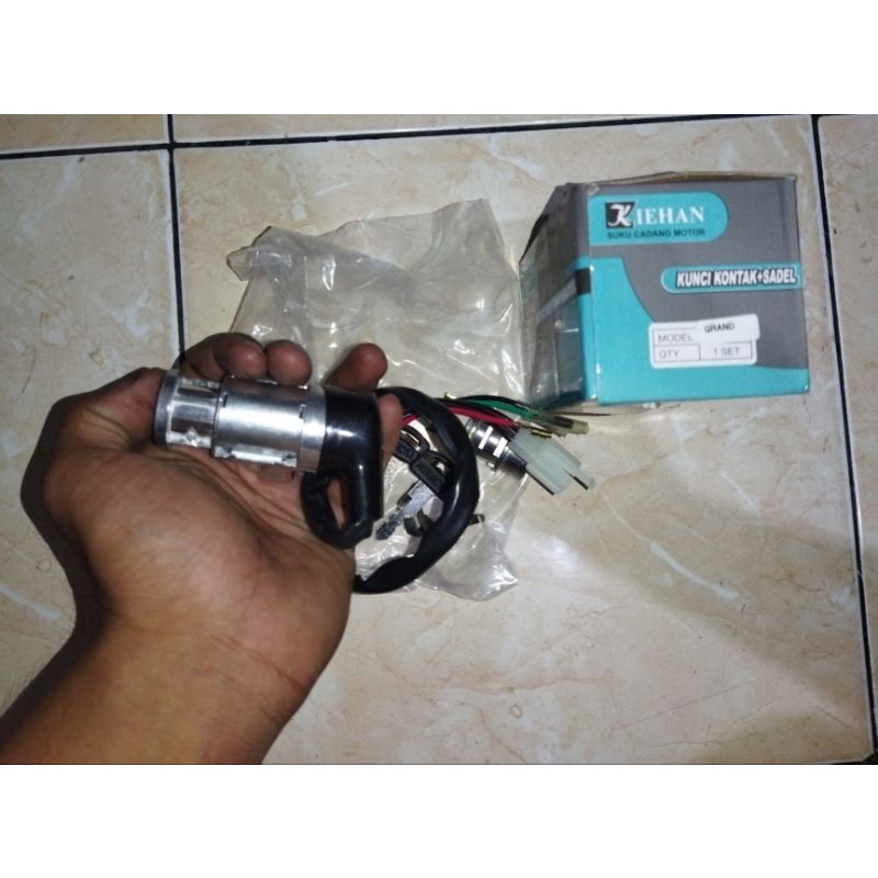 kunci kontak grand astrea legenda ori copotan motor