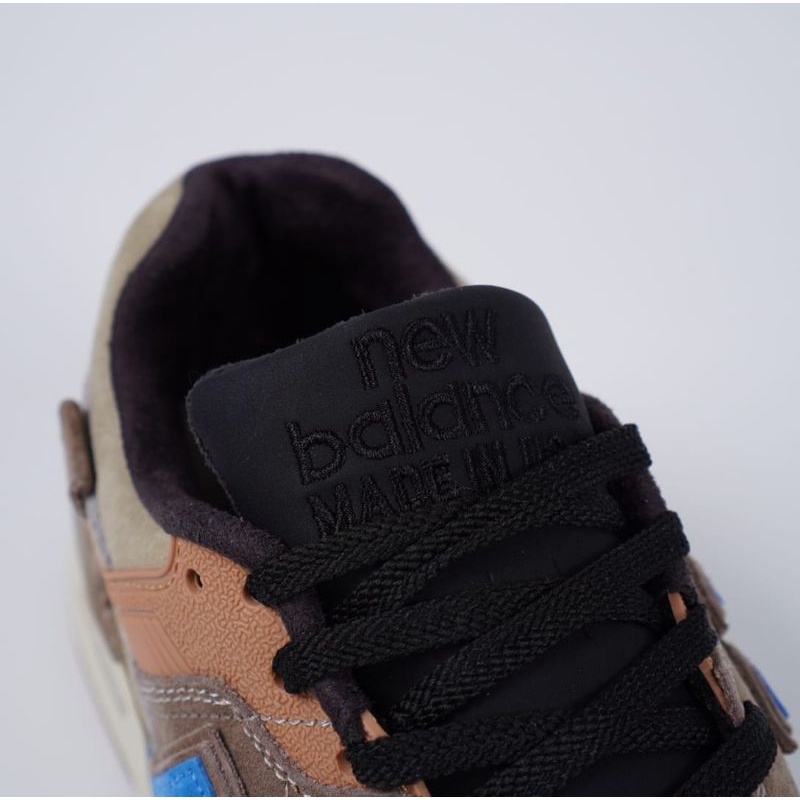 Sepatu New Balance 997 X KITH Nonnative Brown