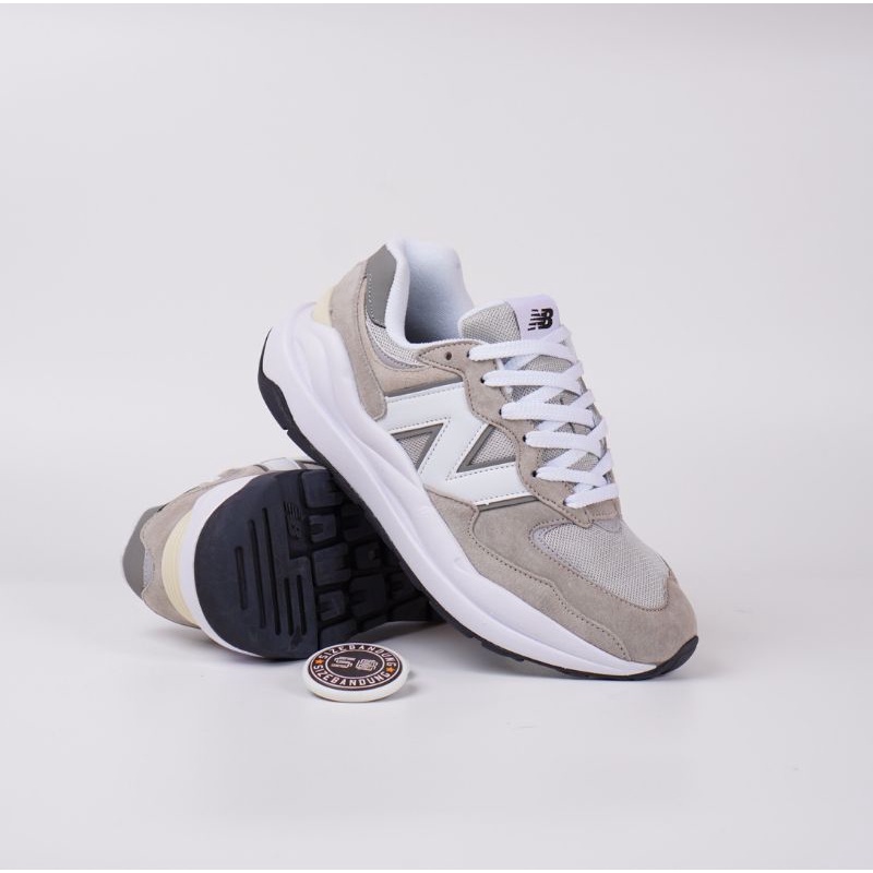 Sepatu New Balance 5740 Grey White