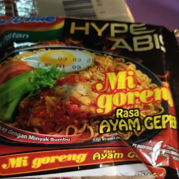 

INDOMIE GORENG AYAM GEPREK.SEDUS 40 BKS. Best Seller