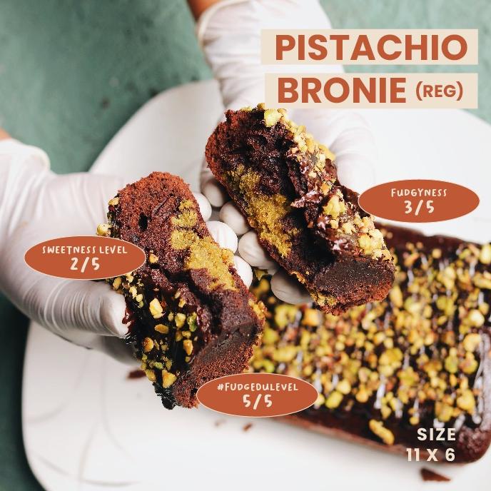 

Fudgybro Pistachio Bronie Reguler Size Best Seller