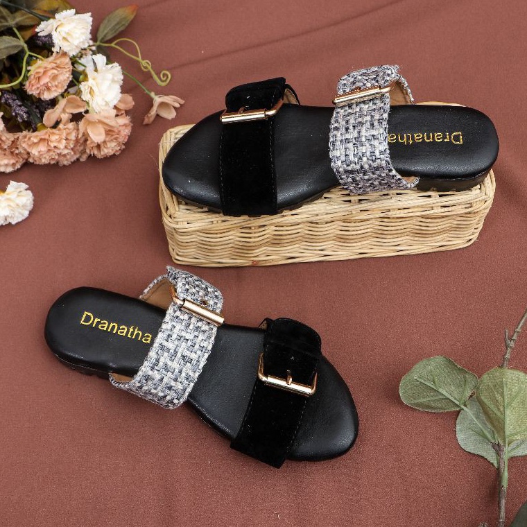 TREN TERBARU MERRIE  DRANATHA SANDAL WANITA