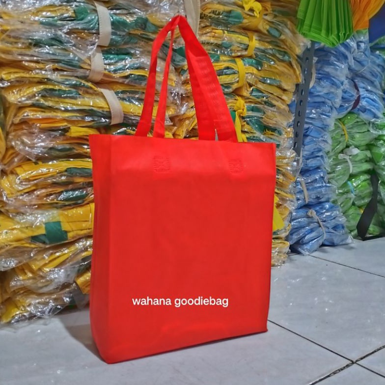 

Diskon (LUSINAN)goodiebag hampres murah 25x35x8 lipat samping isi 12pcs (60GSM)